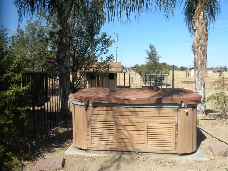 17102 Benecia Road Madera, CA 93636 - Photo 23 of 24 Gallery Image 23