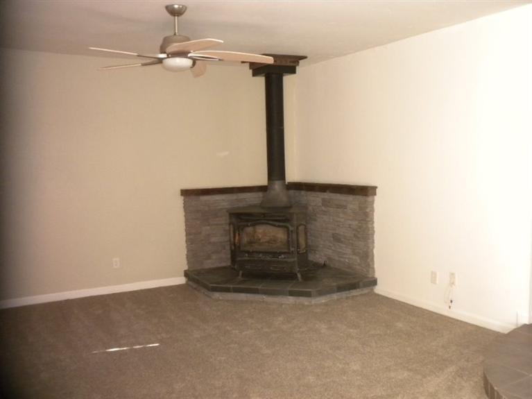17102 Benecia Road Madera, CA 93636 - Photo 6 of 24 Gallery Image 6
