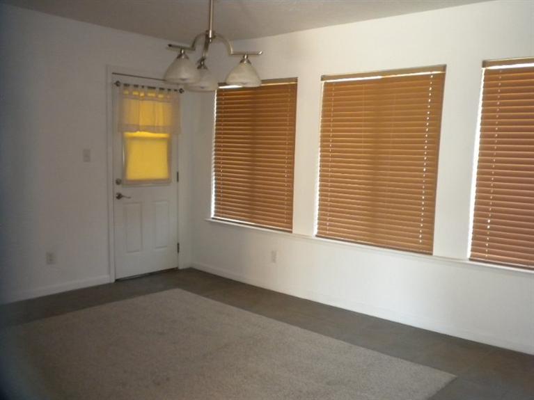 17102 Benecia Road Madera, CA 93636 - Photo 10 of 24 Gallery Image 10