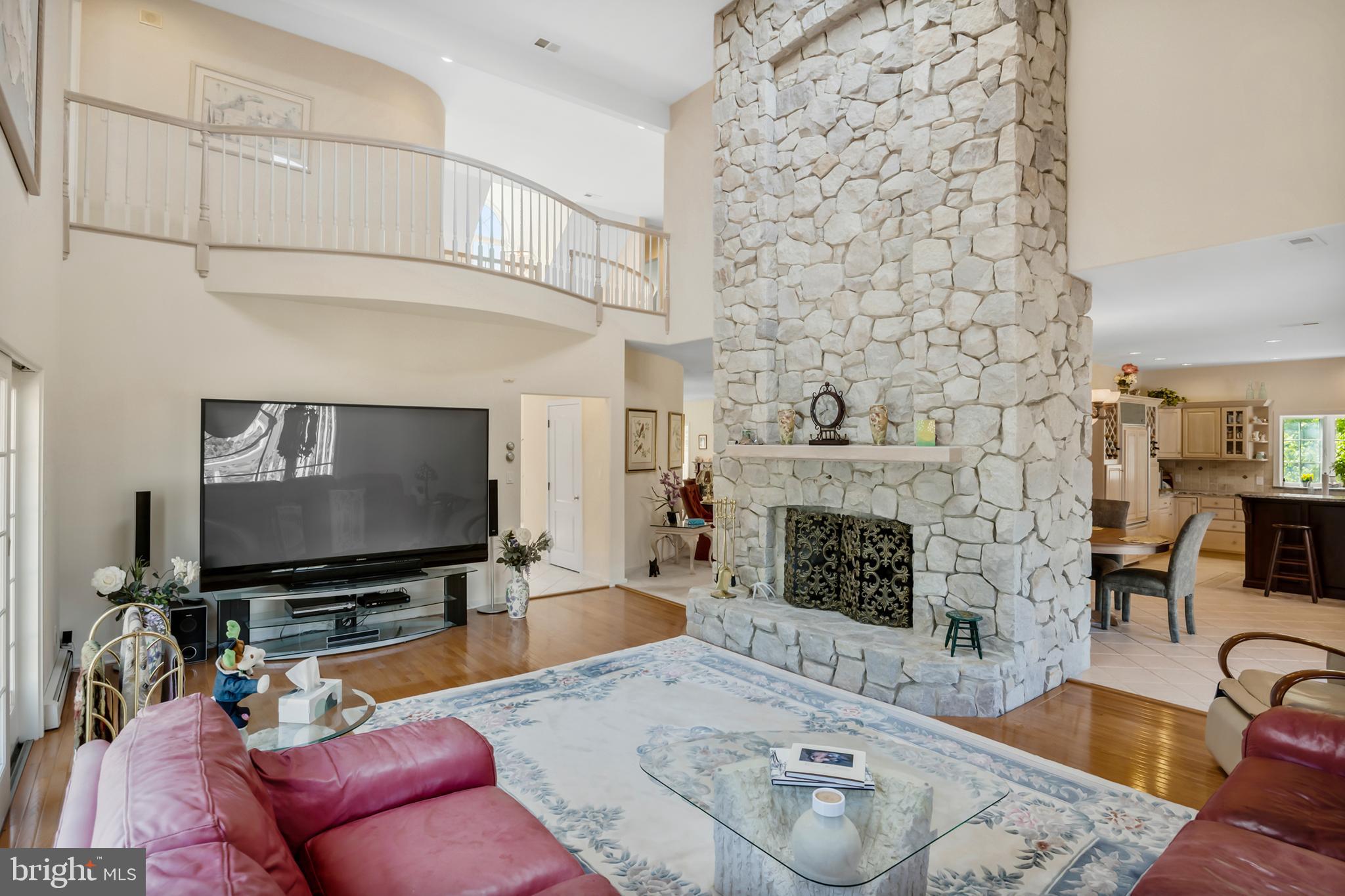 81 Eayrestown Road Medford, NJ 08055 - Photo 22 of 70 Spacious rooms with soaring ceilings