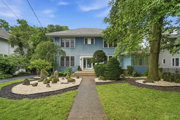 $845,000 | 2200 East Hill Avenue, Cincinnati, OH 45208