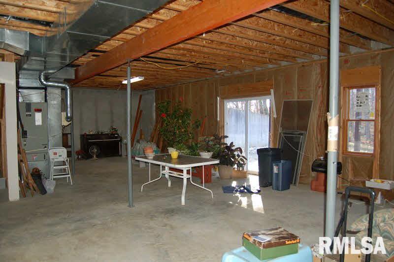 4815 Andrew Road Marion, IL 62959 - Photo 12 of 14 Gallery Image 12