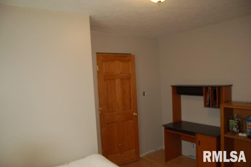 4815 Andrew Road Marion, IL 62959 - Photo 6 of 14 Gallery Image 6