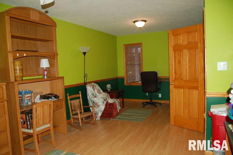 4815 Andrew Road Marion, IL 62959 - Photo 10 of 14 Gallery Image 10