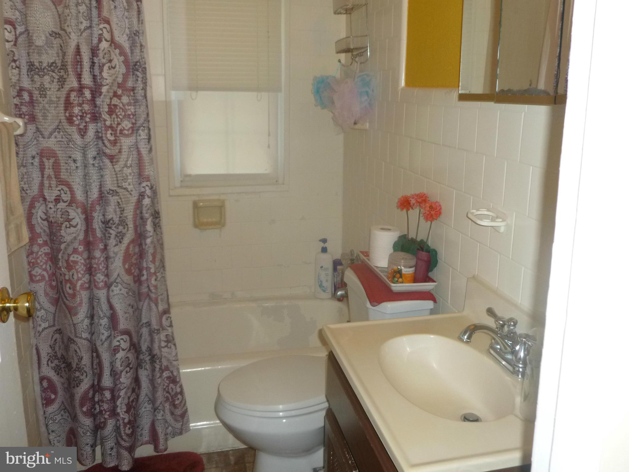 10405 Julep Avenue Silver Spring, MD 20902 - Photo 14 of 26 Bath