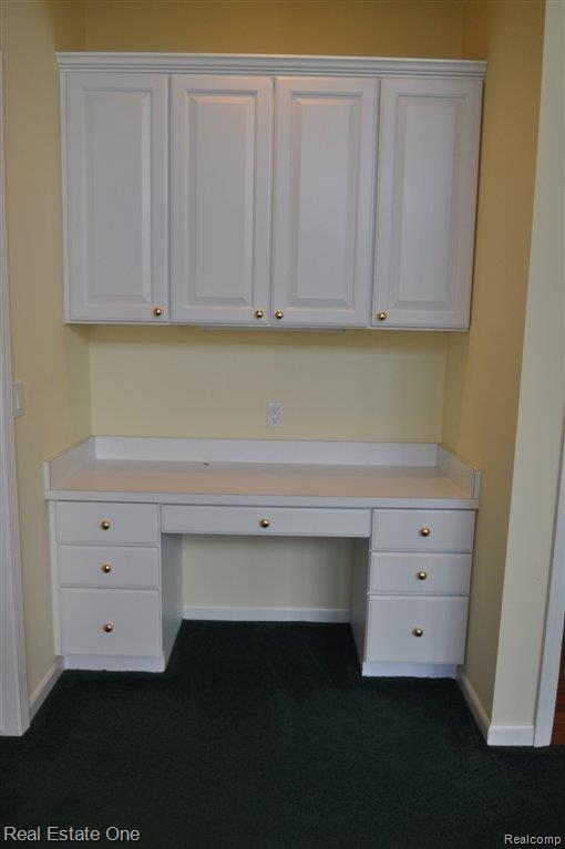 780 Loggers Circle Rochester, MI 48307 - Photo 10 of 61 Built-in desk w/undercab lights