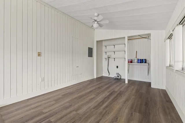 a view of a storage & utility room