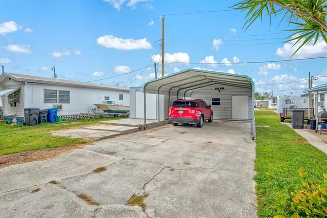a view of a workspace with furniture
