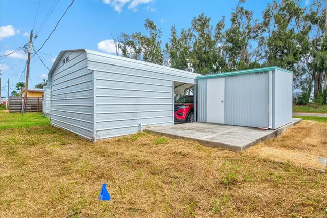 a view of an swimming pool and an outdoor space