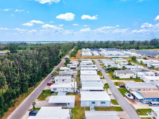 $250,000 | 3831 115th St Court West, Bradenton, FL 34210