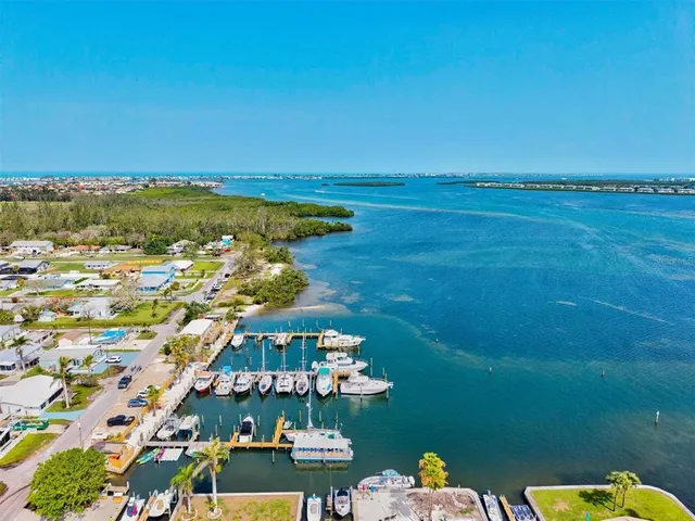 $250,000 | 3831 115th St Court West, Bradenton, FL 34210