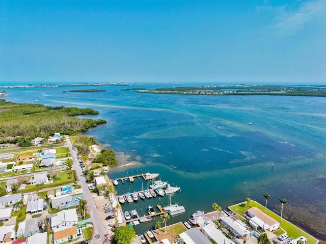 $250,000 | 3831 115th St Court West, Bradenton, FL 34210