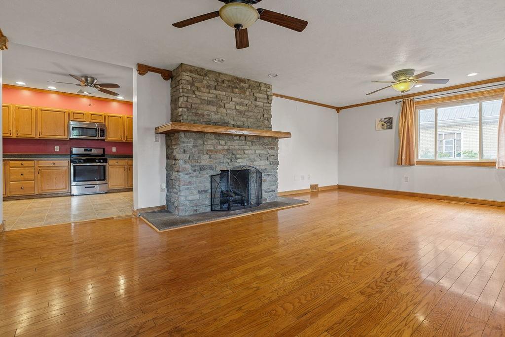 1215 Midland Beaver Road Industry, PA 15052 - Photo 3 of 21 Gallery Image 3