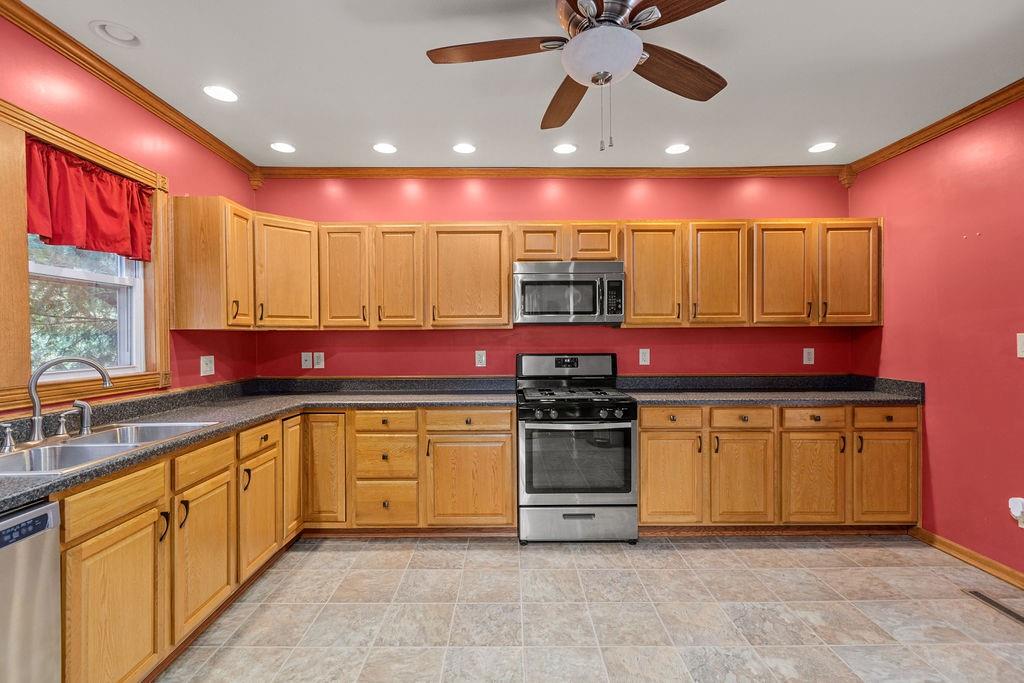 1215 Midland Beaver Road Industry, PA 15052 - Photo 6 of 21 Gallery Image 6