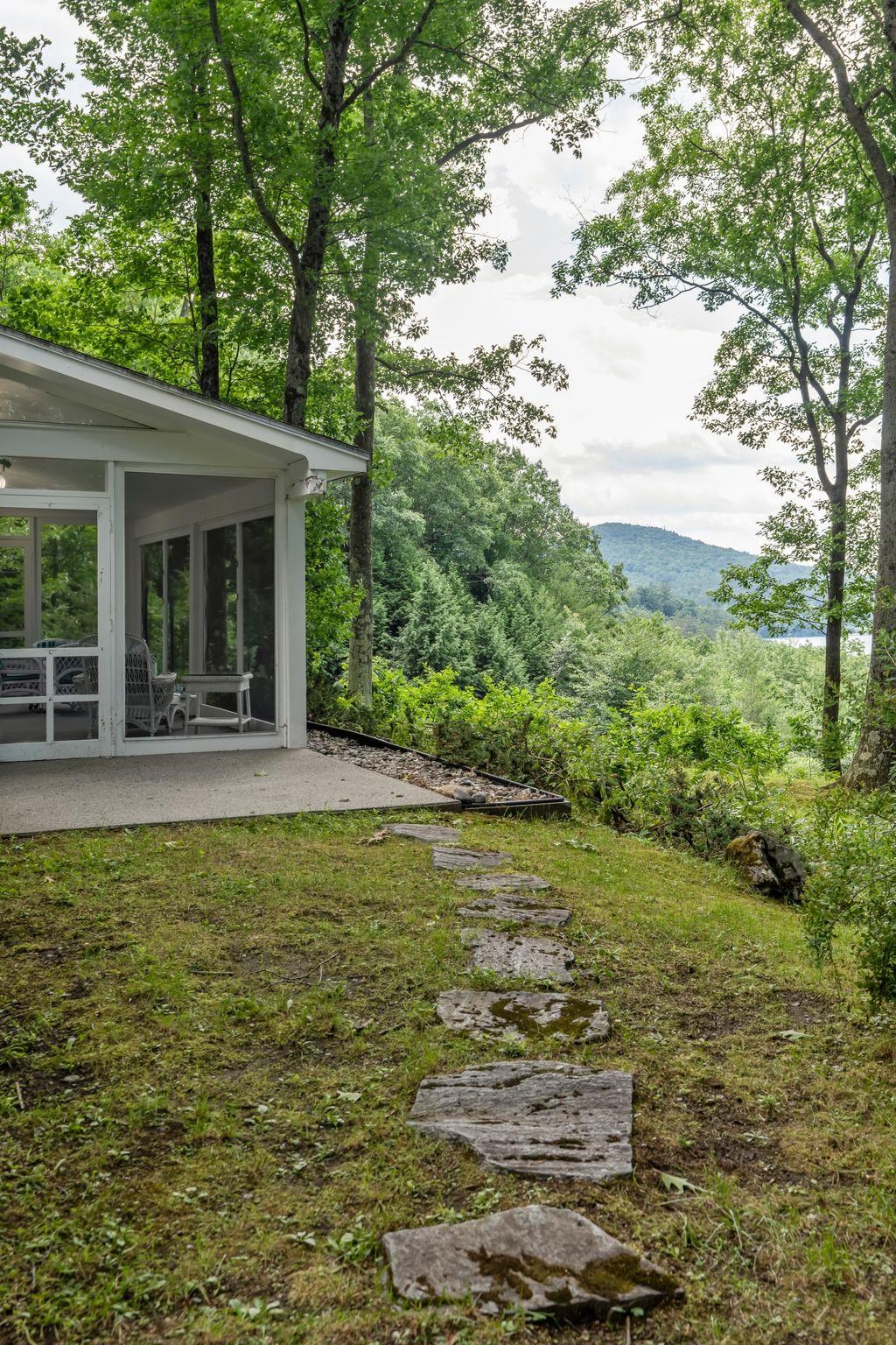 60 Oak Ridge Road Lebanon, NH 03784 - Photo 21 of 39 Gallery Image 21