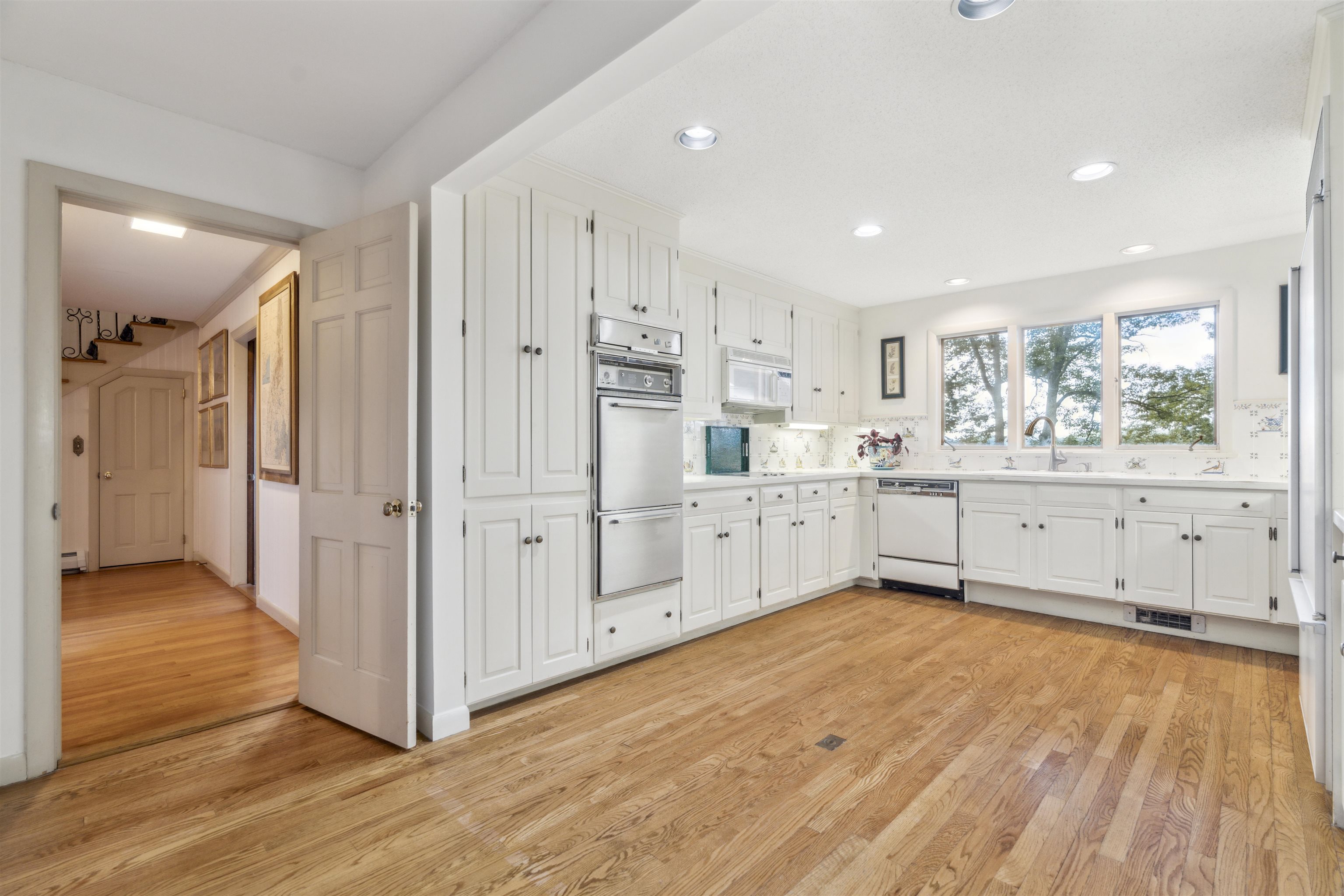 60 Oak Ridge Road Lebanon, NH 03784 - Photo 36 of 39 Gallery Image 36