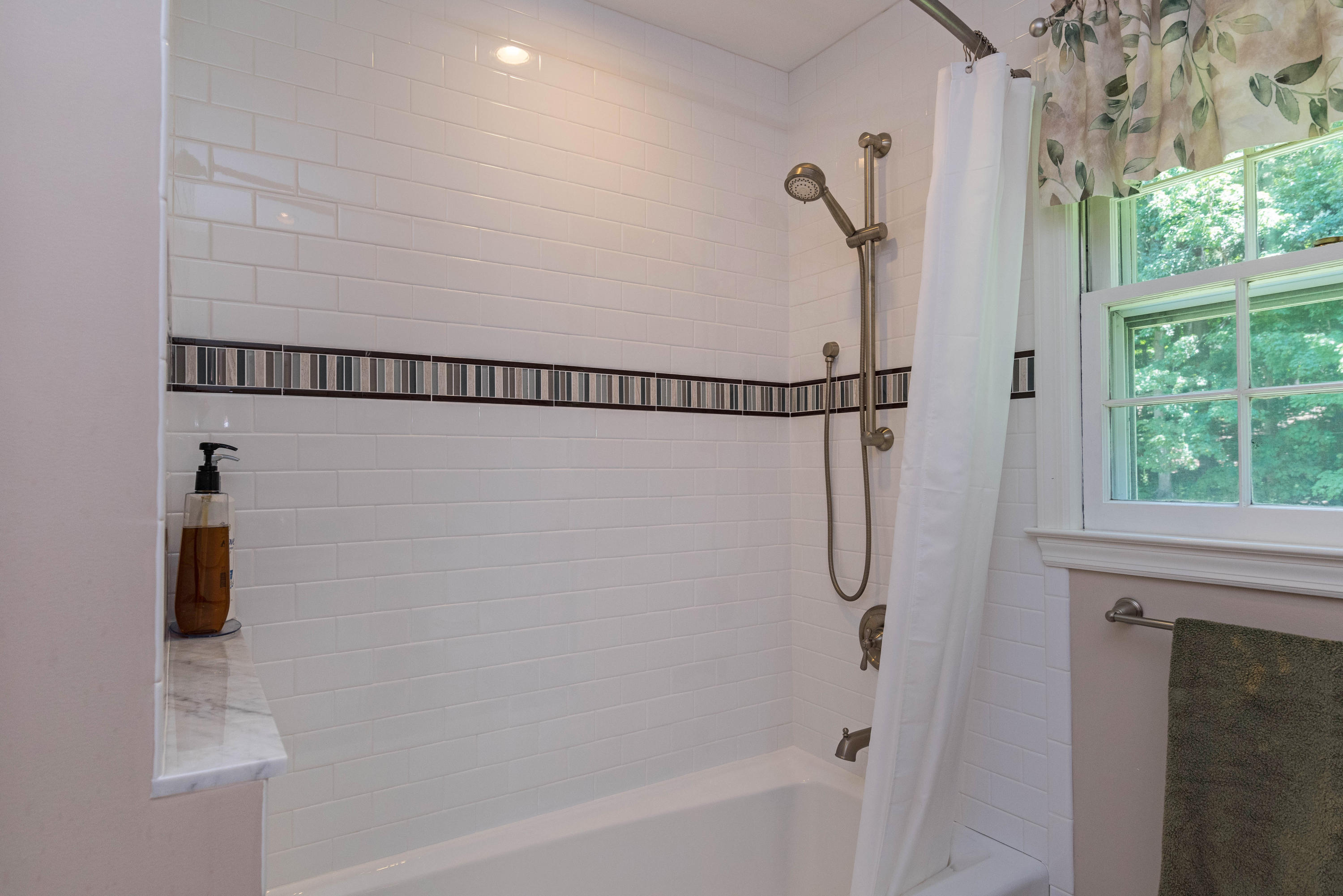 24 Hannahs Road Stamford, CT 06903 - Photo 23 of 28 a bathroom with a shower