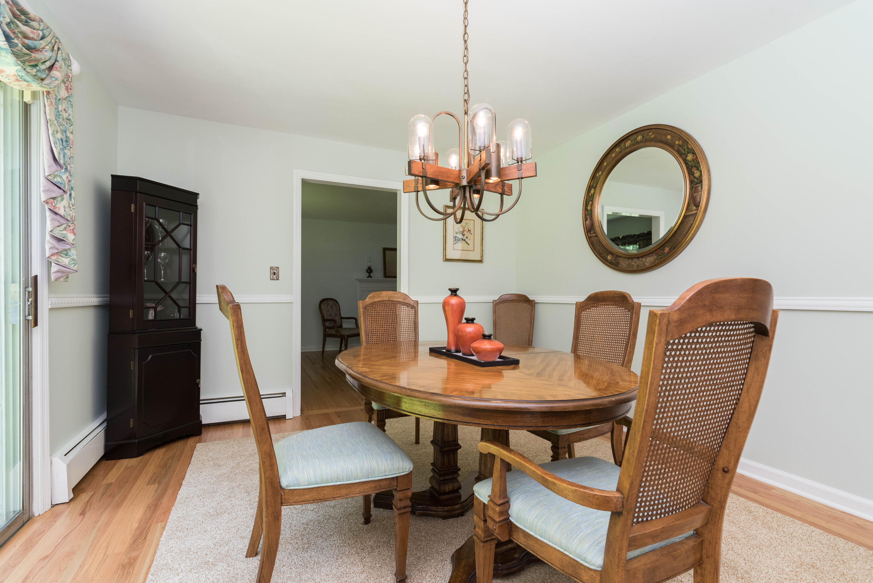 24 Hannahs Road Stamford, CT 06903 - Photo 7 of 28 a dining room with furniture and window