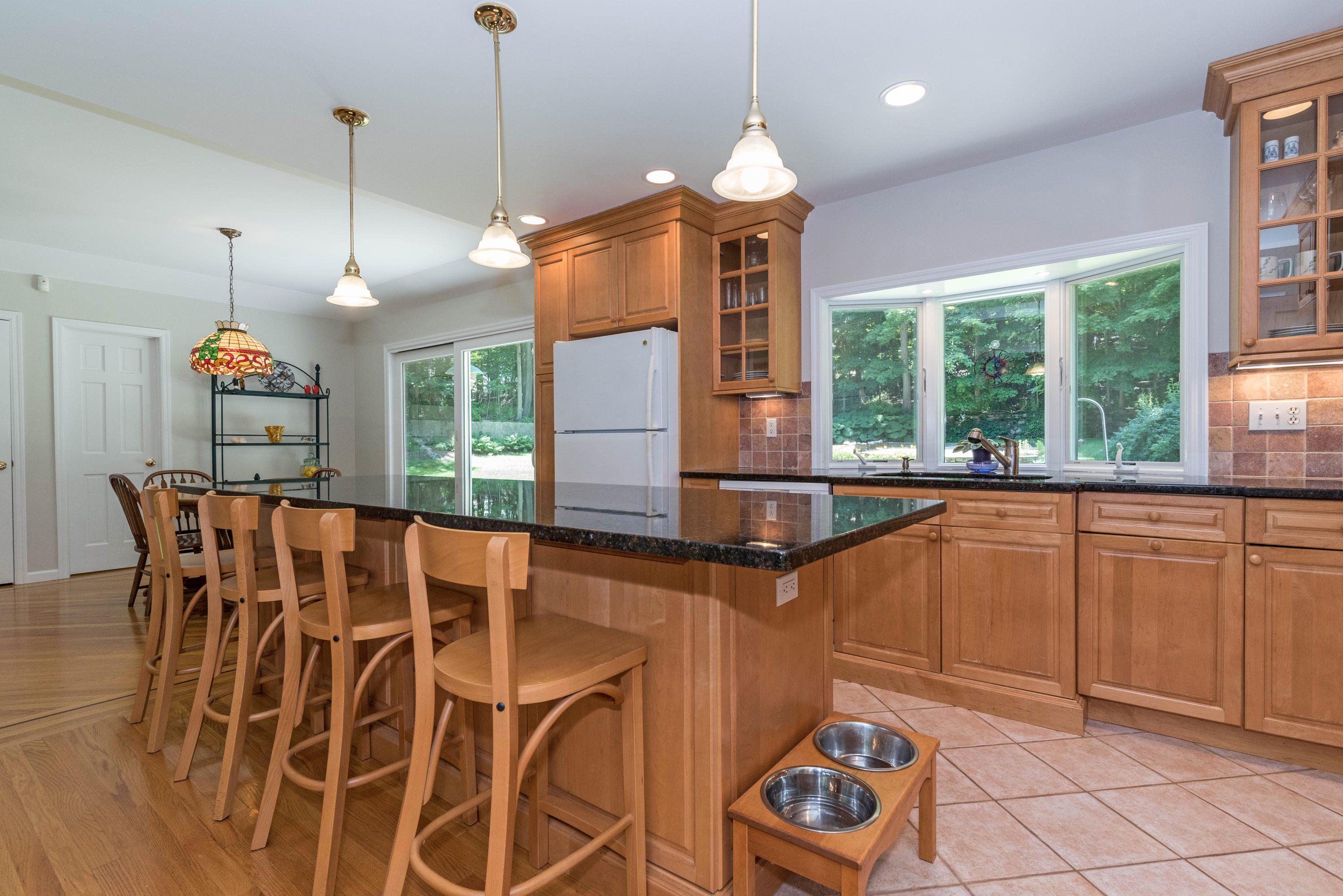 24 Hannahs Road Stamford, CT 06903 - Photo 8 of 28 a very nice looking kitchen with a large window