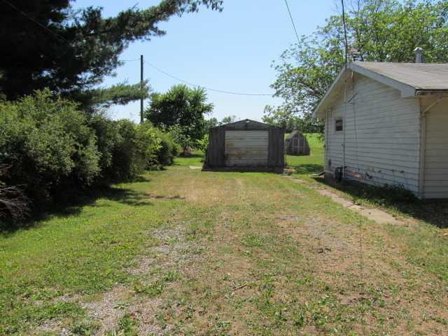 4200 Delmont Road Lancaster, OH 43130 - Photo 9 of 10