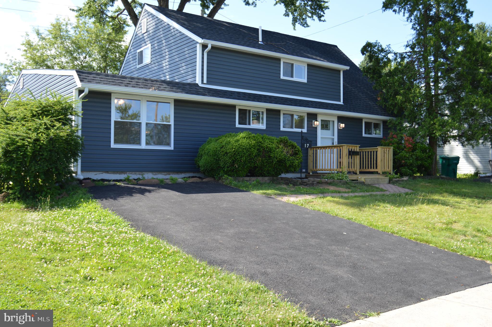 17 Goldengate Road Levittown, PA 19057 - Photo 2 of 40 Gallery Image 2