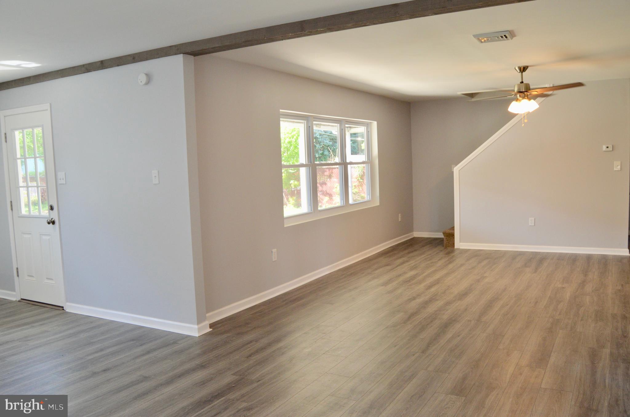 17 Goldengate Road Levittown, PA 19057 - Photo 13 of 40 Gallery Image 13