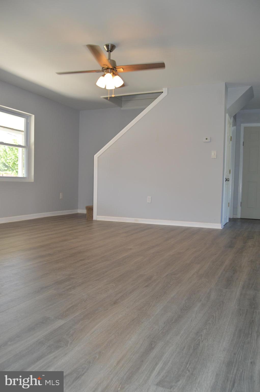 17 Goldengate Road Levittown, PA 19057 - Photo 15 of 40 Gallery Image 15