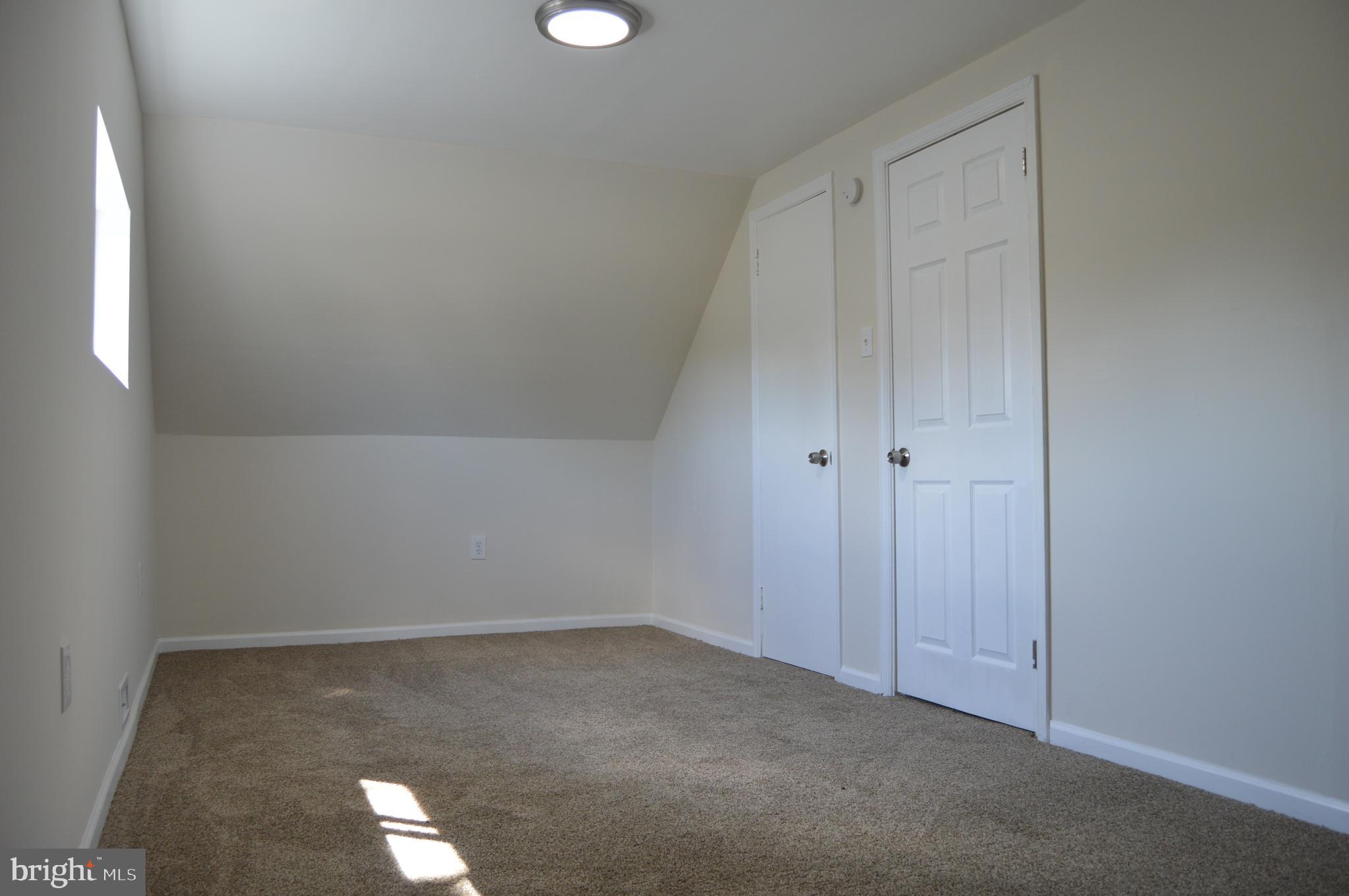 17 Goldengate Road Levittown, PA 19057 - Photo 19 of 40 Bedroom 1