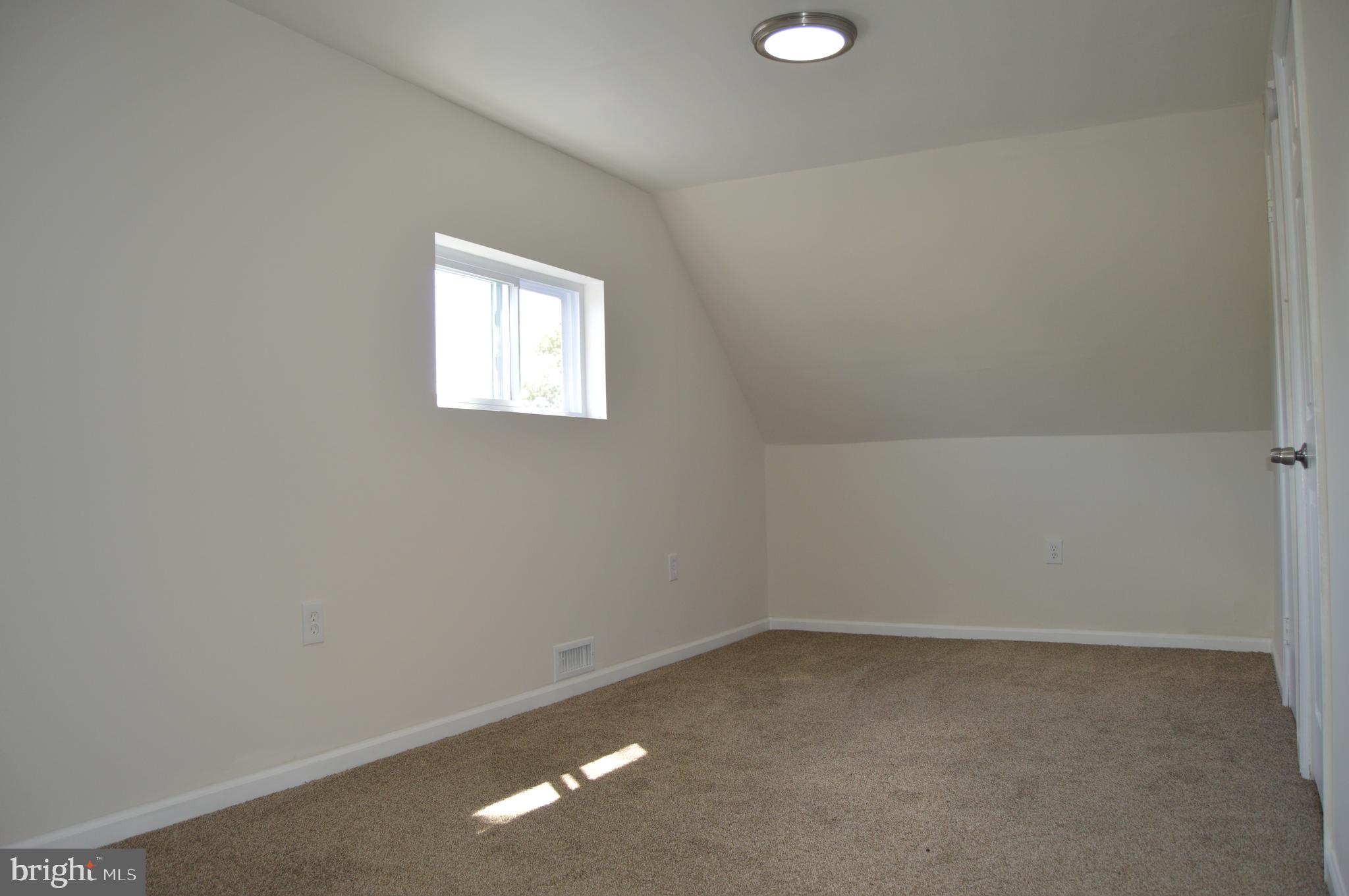 17 Goldengate Road Levittown, PA 19057 - Photo 20 of 40 Bedroom 1