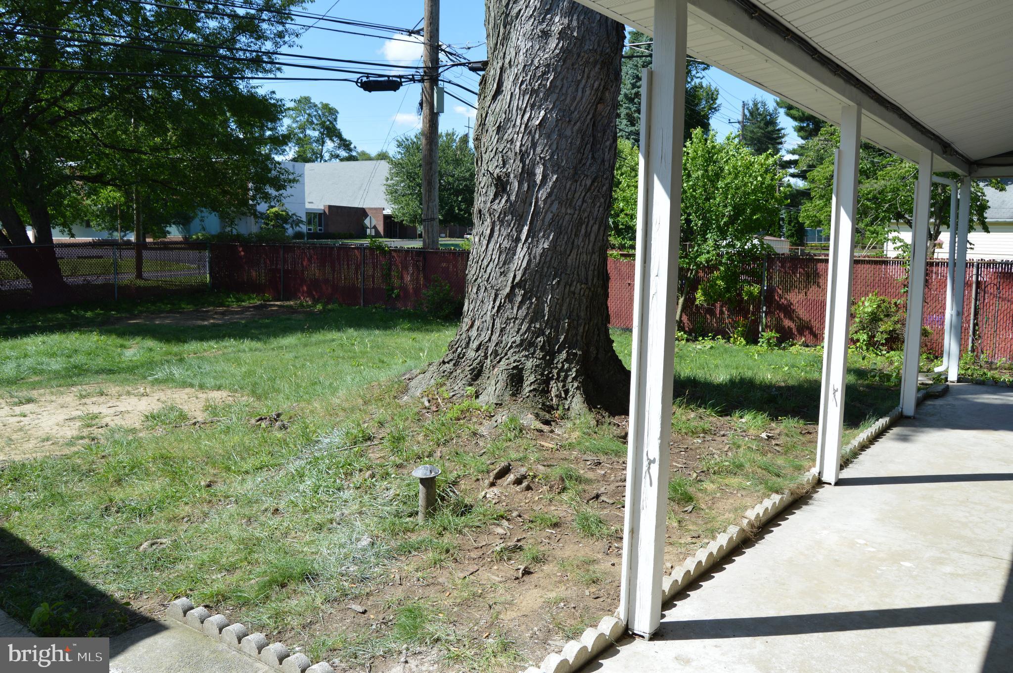 17 Goldengate Road Levittown, PA 19057 - Photo 38 of 40 Gallery Image 38