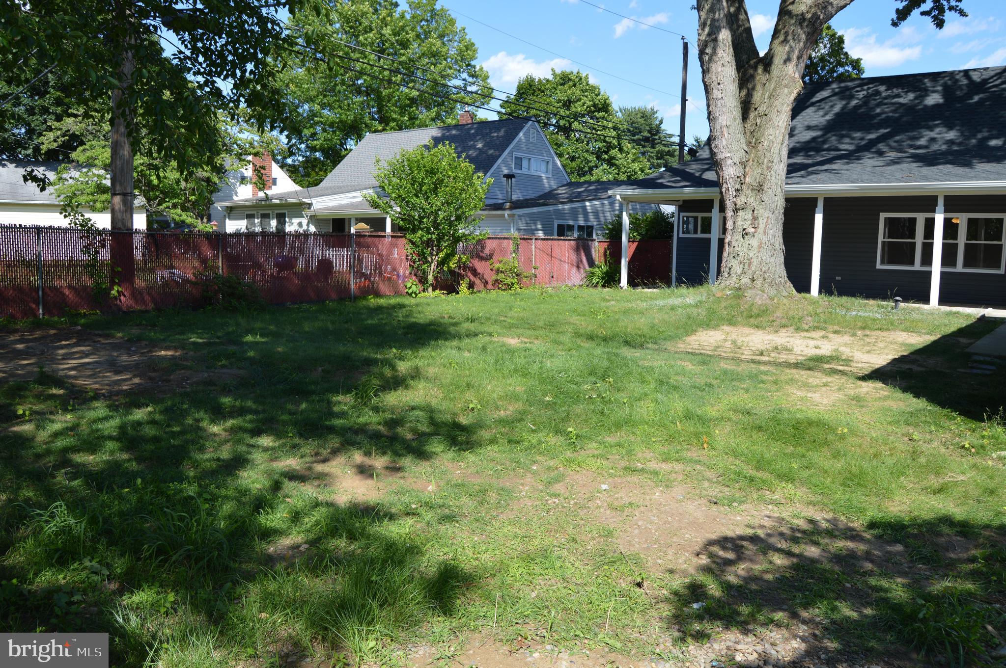 17 Goldengate Road Levittown, PA 19057 - Photo 39 of 40 Gallery Image 39