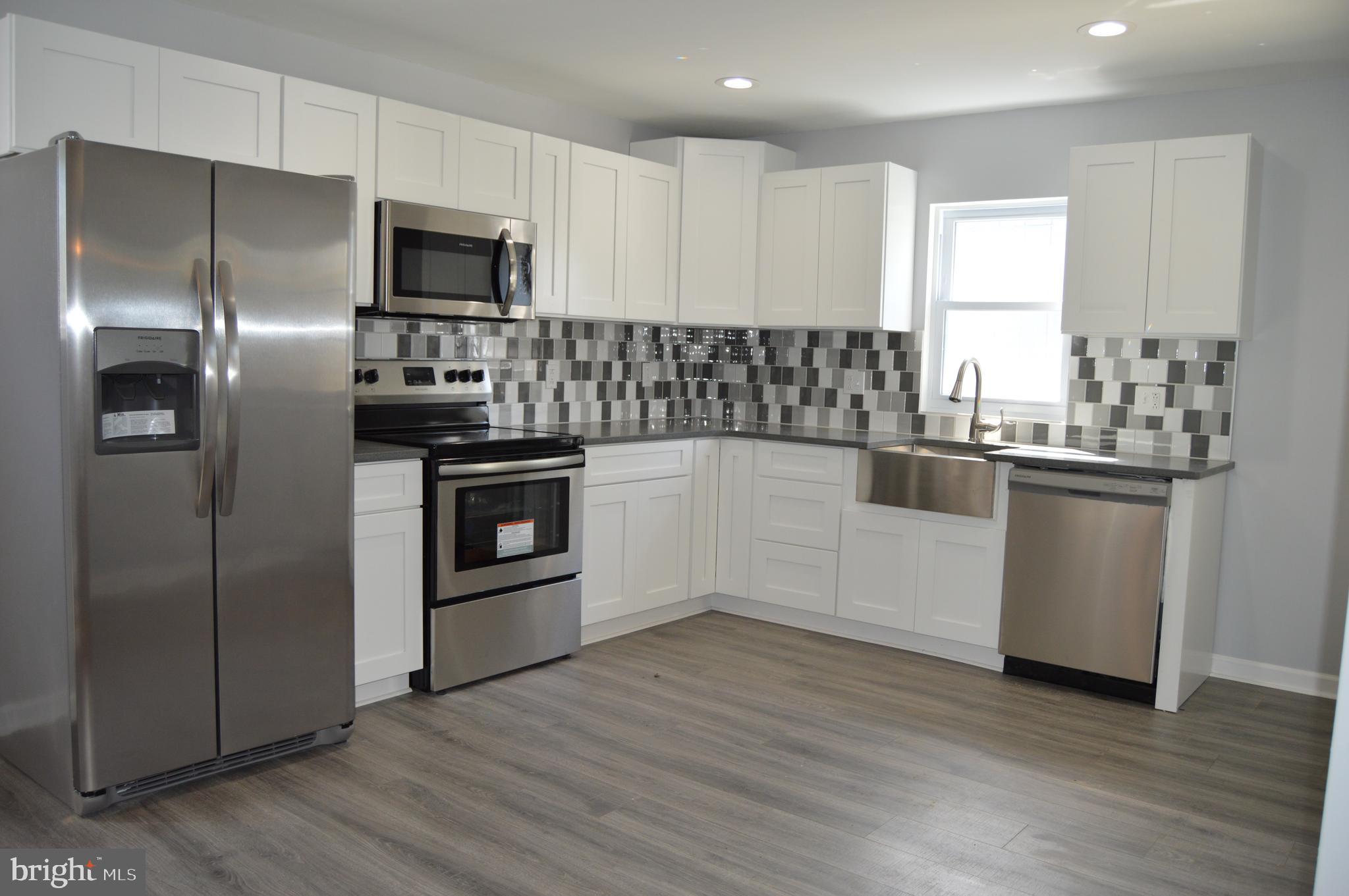 17 Goldengate Road Levittown, PA 19057 - Photo 9 of 40 Gallery Image 9