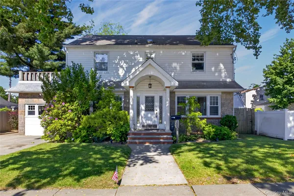 $975,000 | 125 Hanson Place, Malverne, NY 11565