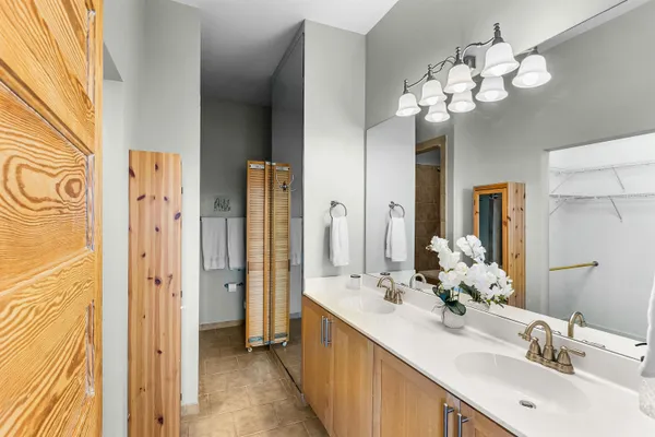 $575,000 | 400 Mills Avenue, Unit 315, Greenville, SC 29605