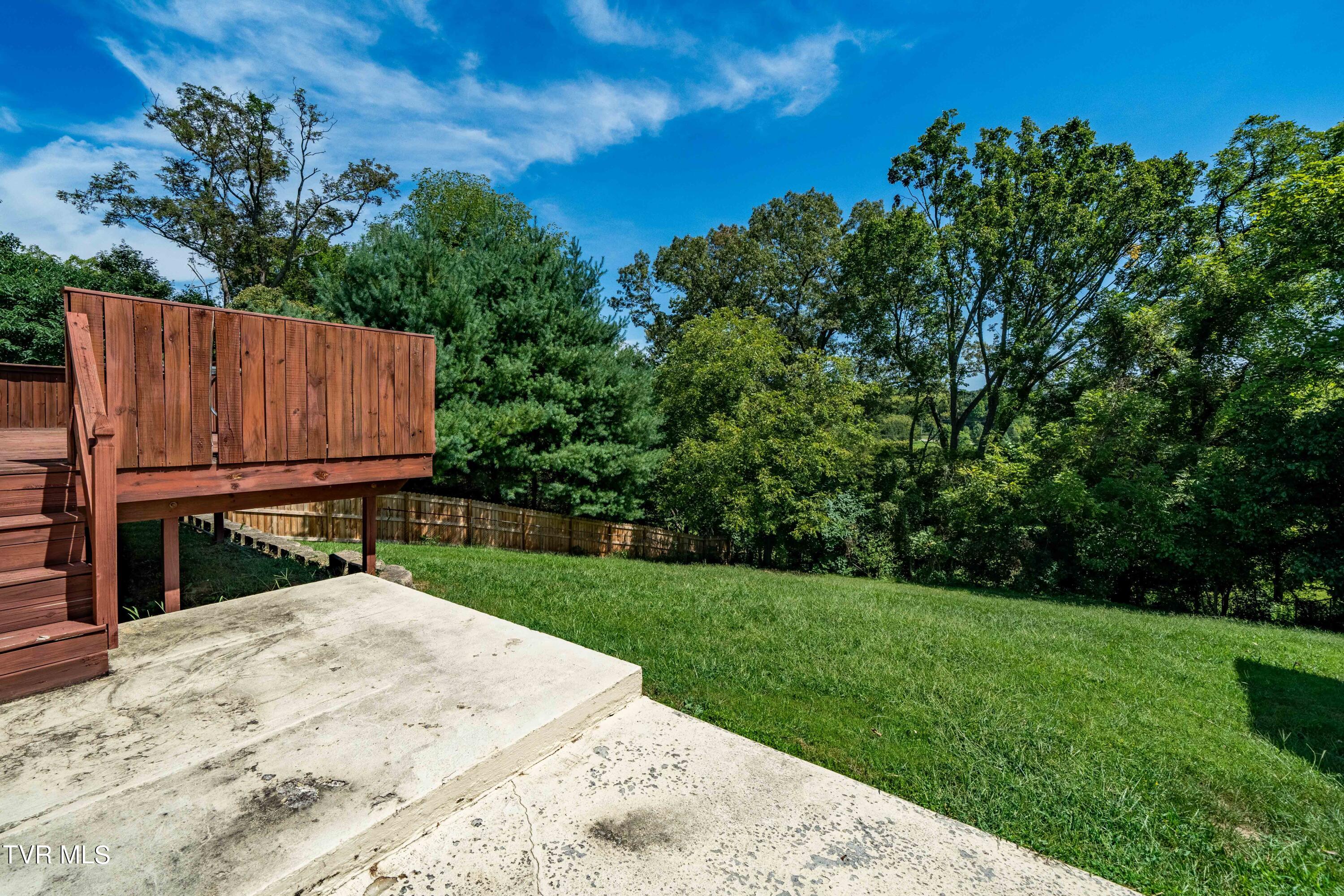 228 Gray Station Road Gray, TN 37615 - Photo 35 of 44 228 Gray Station Rd (11 of 47)