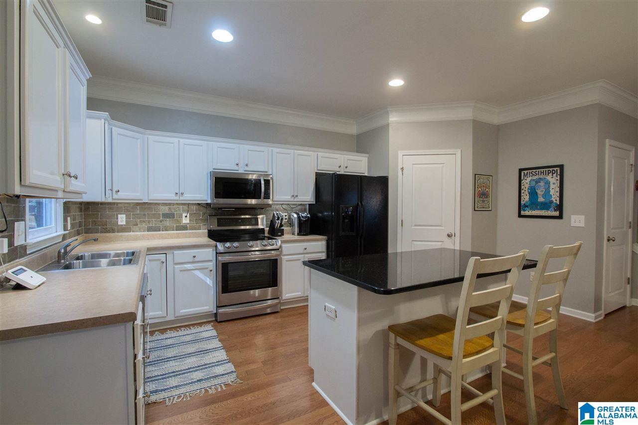 1037 Inverness Cove Way Birmingham, AL 35242 - Photo 7 of 36