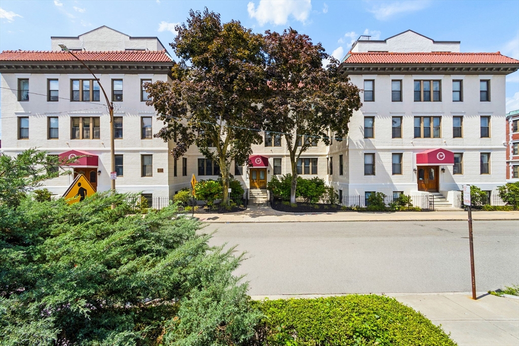 33 Brainerd Road, Unit 109 Boston, MA 02134 - Photo 4 of 30 Gallery Image 4