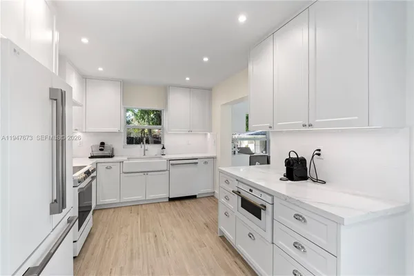 $7,000 | 251 Northeast 44th Street, Unit 251, Miami, FL 33137