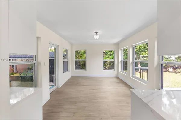 $7,000 | 251 Northeast 44th Street, Unit 251, Miami, FL 33137