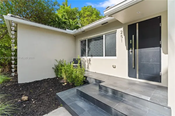 $7,000 | 251 Northeast 44th Street, Unit 251, Miami, FL 33137