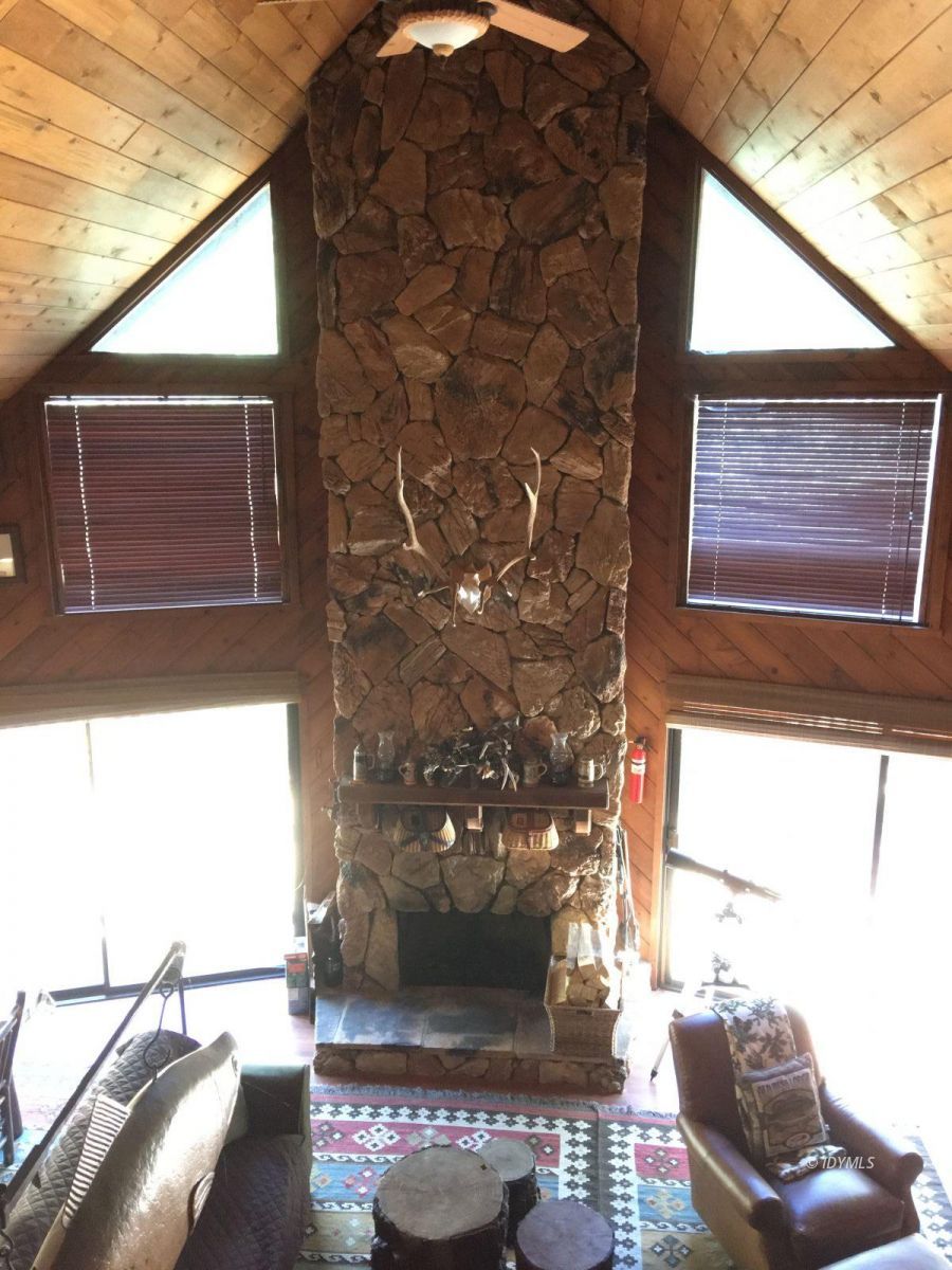 52641 4s02 Idyllwild, CA 92549 - Photo 3 of 36 a view of entryway of the house