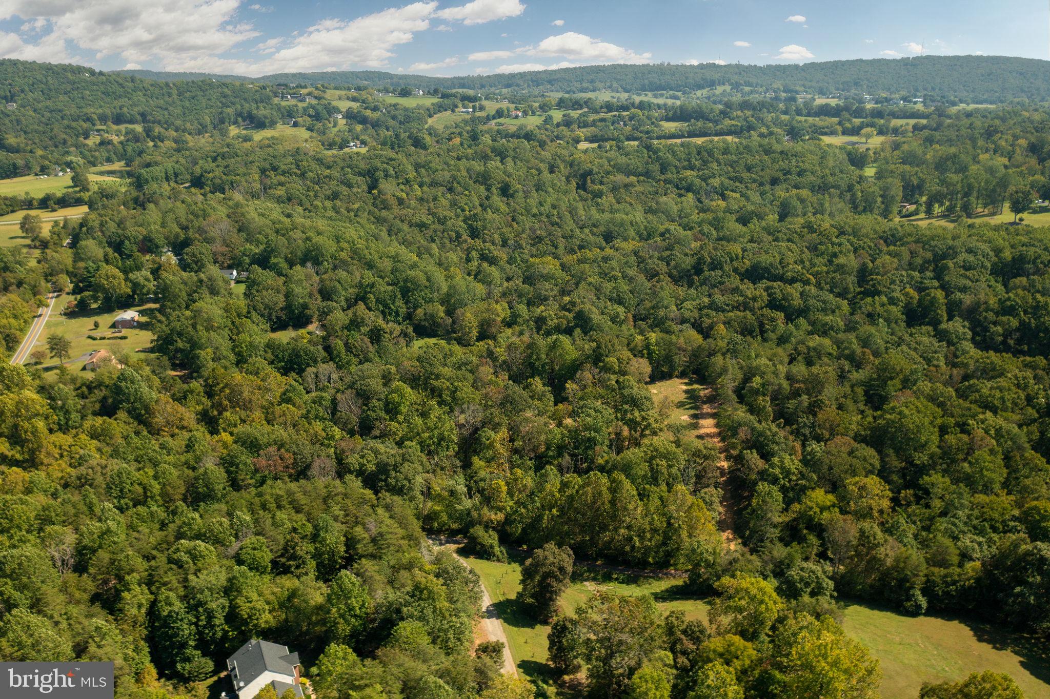 Pine Ridge Marshall, VA 20115 - Photo 13 of 30