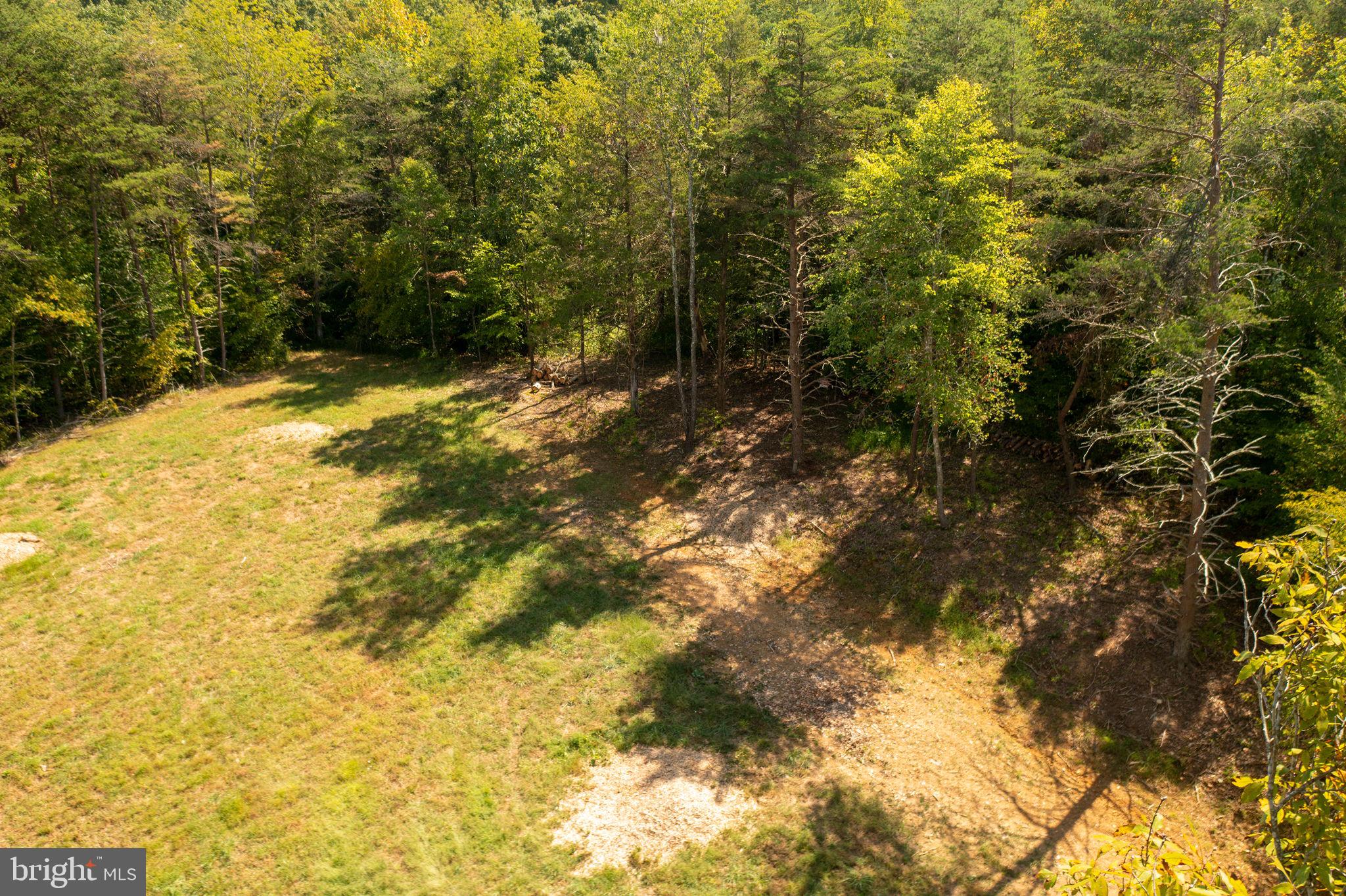 Pine Ridge Marshall, VA 20115 - Photo 8 of 30