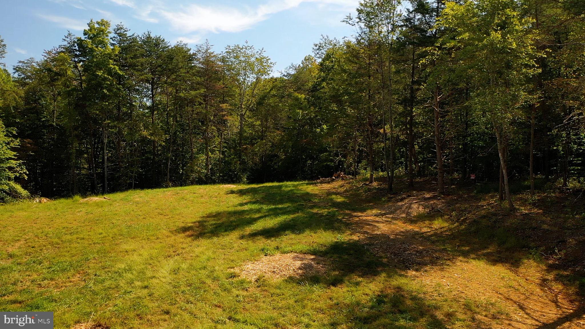 Pine Ridge Marshall, VA 20115 - Photo 9 of 30