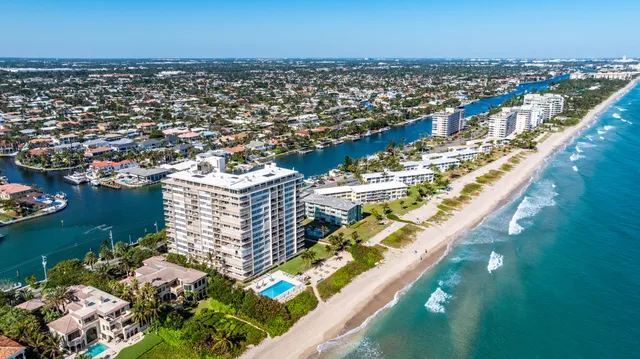 a view of building with outdoor space