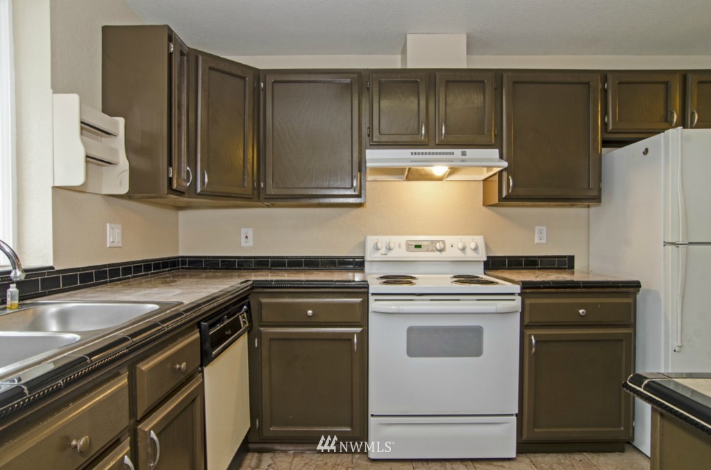 6231 Cady Road Everett, WA 98203 - Photo 11 of 13