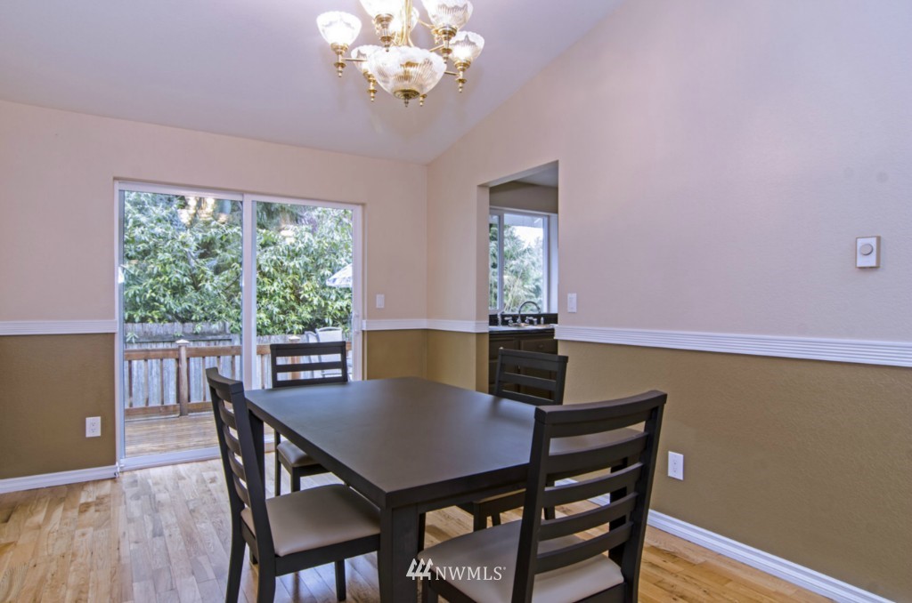 6231 Cady Road Everett, WA 98203 - Photo 8 of 13