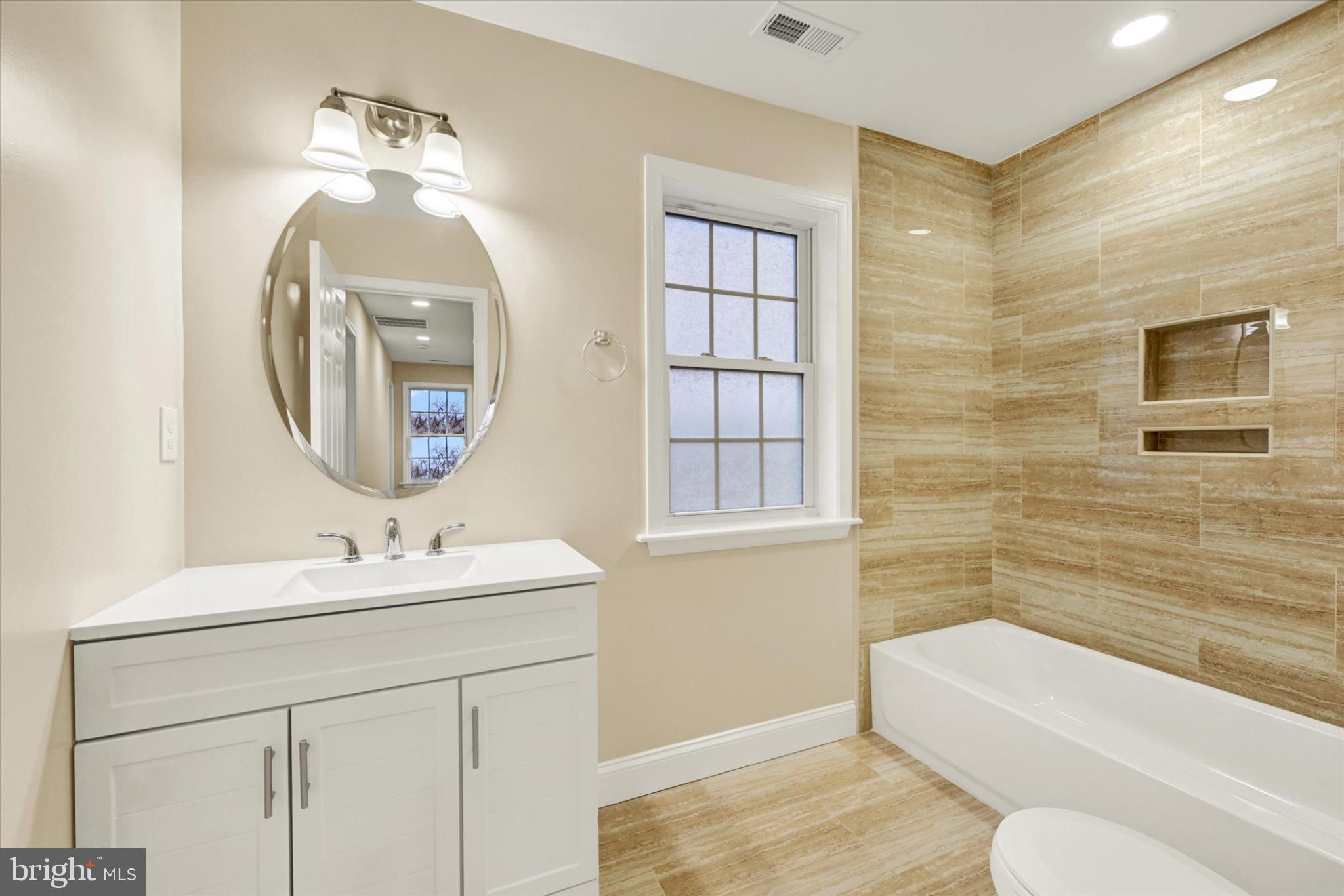 22 Cockeys Mill Road Reisterstown, MD 21136 - Photo 22 of 27 Elegant bathroom with modern finishes.