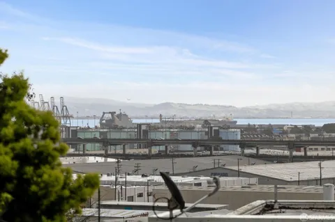 $828,000 | 410 Holladay Avenue, San Francisco, CA 94110