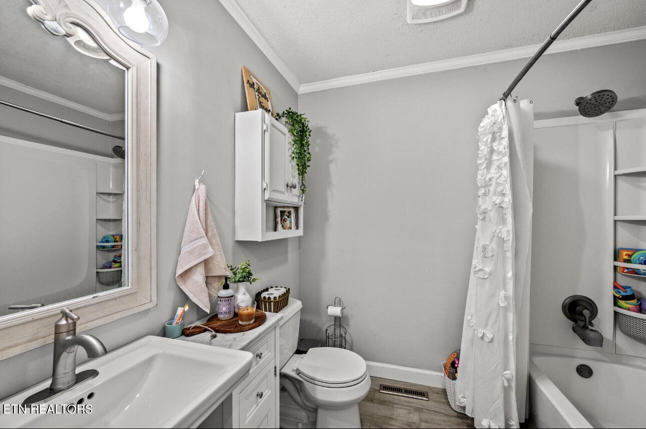 995 Spring Creek Road Dandridge, TN 37725 - Photo 15 of 33 31